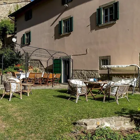 La Rassinata 12, Emma Arezzo