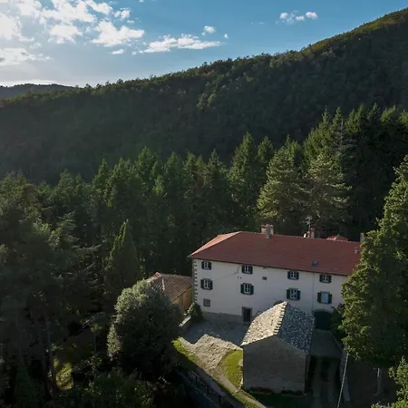 La Rassinata 8, Emma Vila